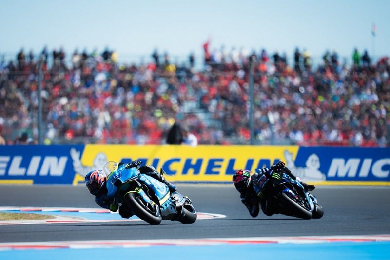 Ai Ogura Hongrie Rins