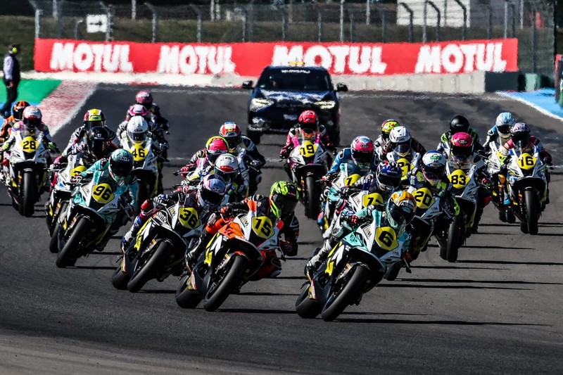 Championnat du monde féminin Magny-Cours