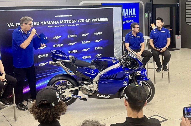 Yamaha M1 V4