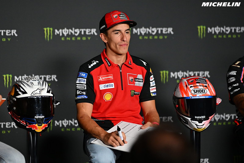 Pedro Acosta compare Marc Márquez aux plus grands champions espagnols, que sont Fernando Alonso et Rafael Nadal.