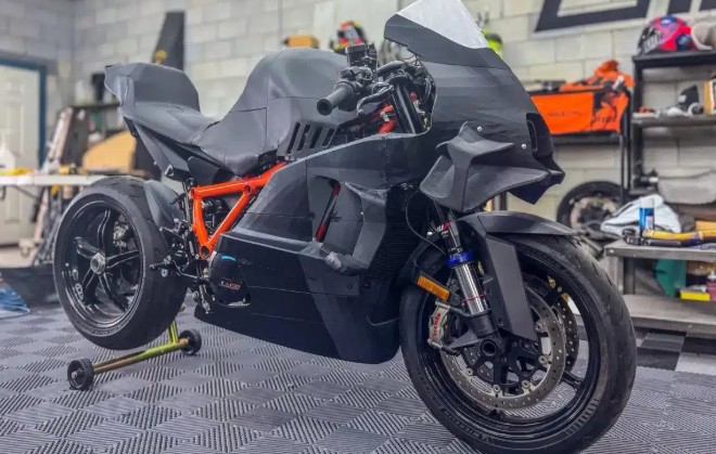 KTM